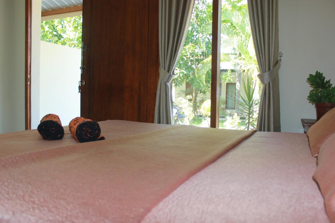 Herry Homestay Kuta  ภายนอก รูปภาพ