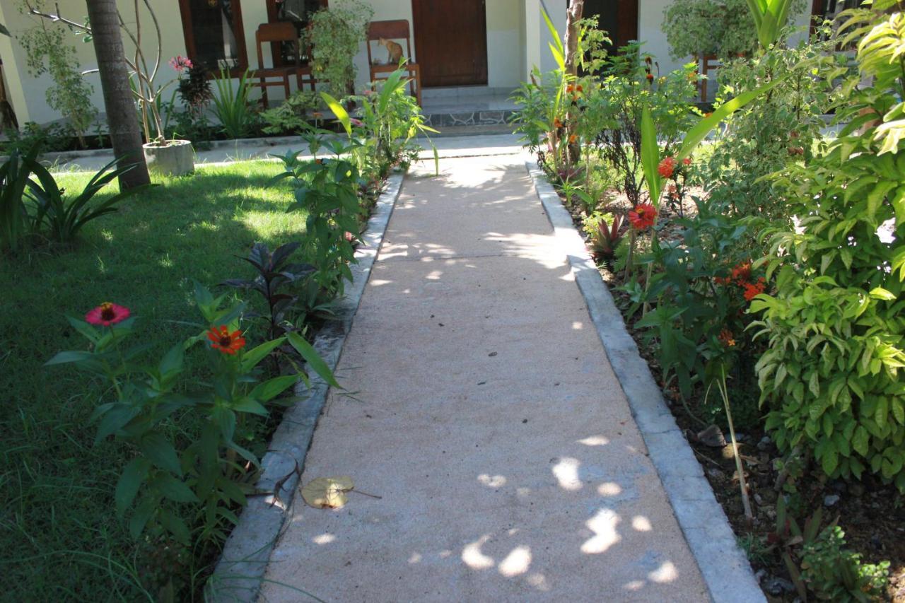 Herry Homestay Kuta  ภายนอก รูปภาพ